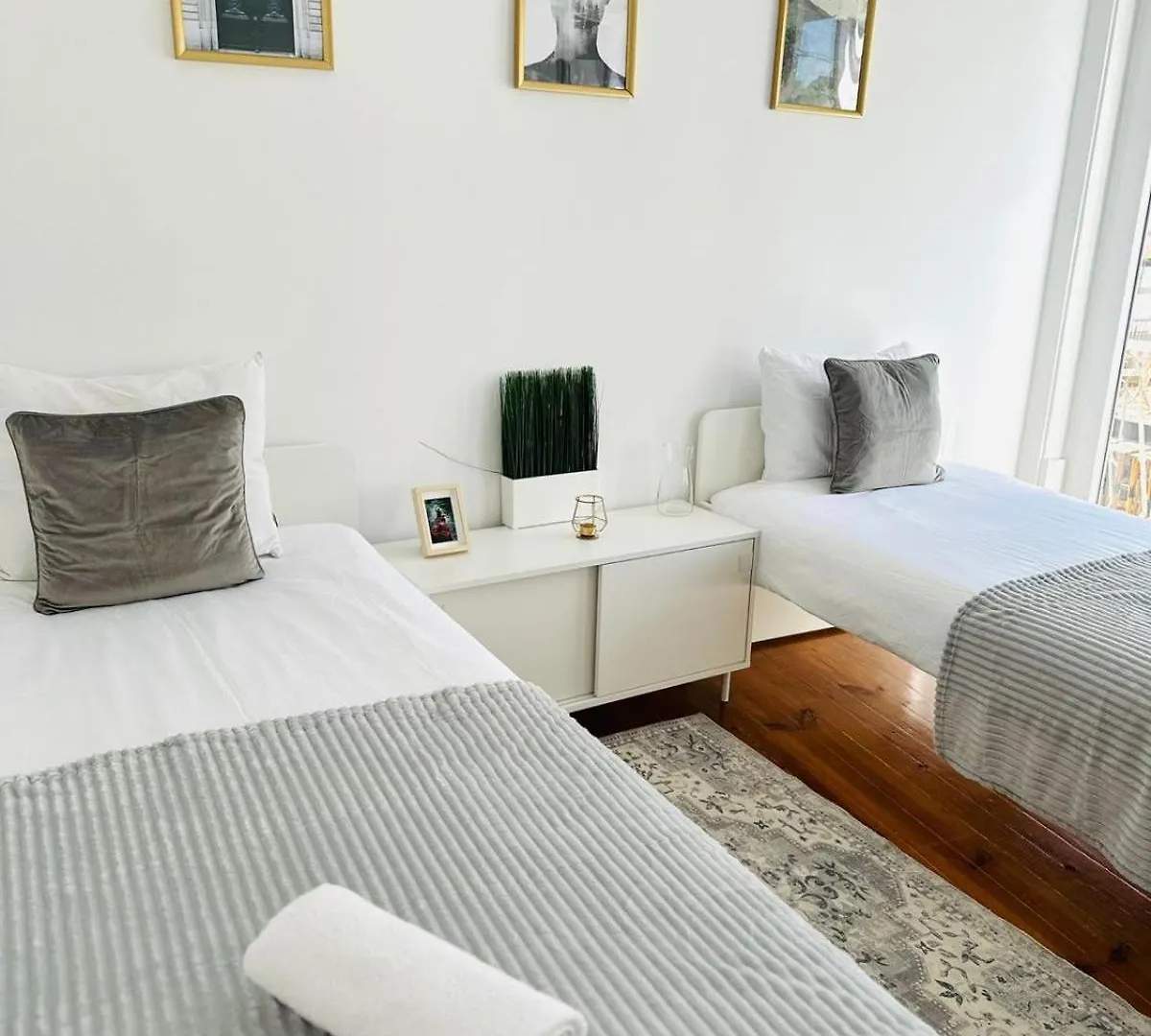 Lisbon 87 City Center Flat Ideal For Groups And Families Apartment